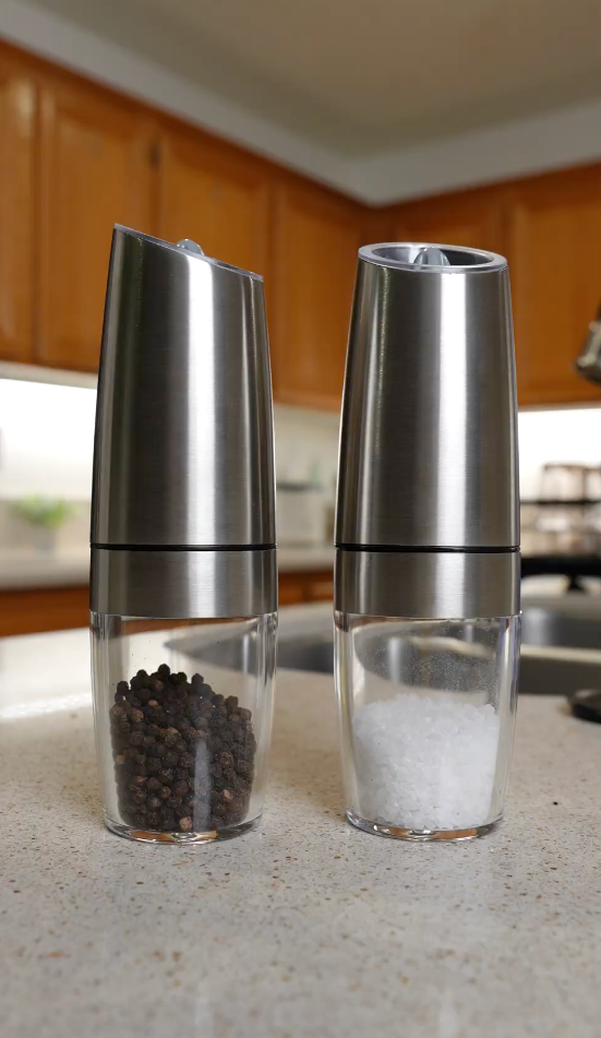 2-Piece Electric Seasoning Grinder Set